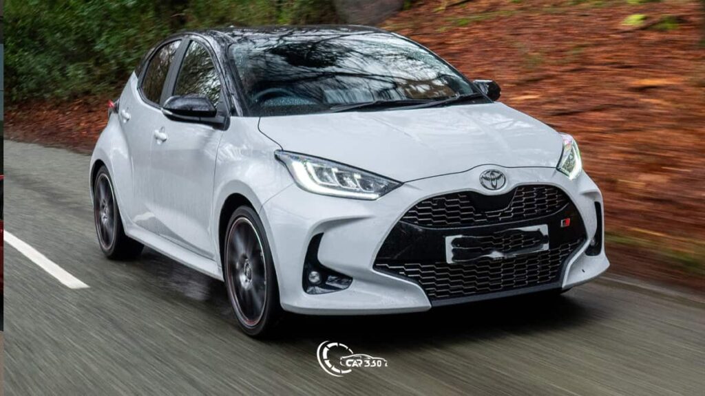 Toyota Yaris – بررسی ارزانترین هاچبک وارداتی