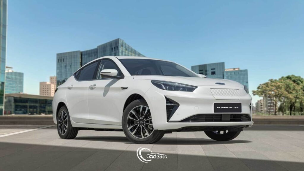 KMC EJ7 ; لیفت‌ بک برقی خانوادگی